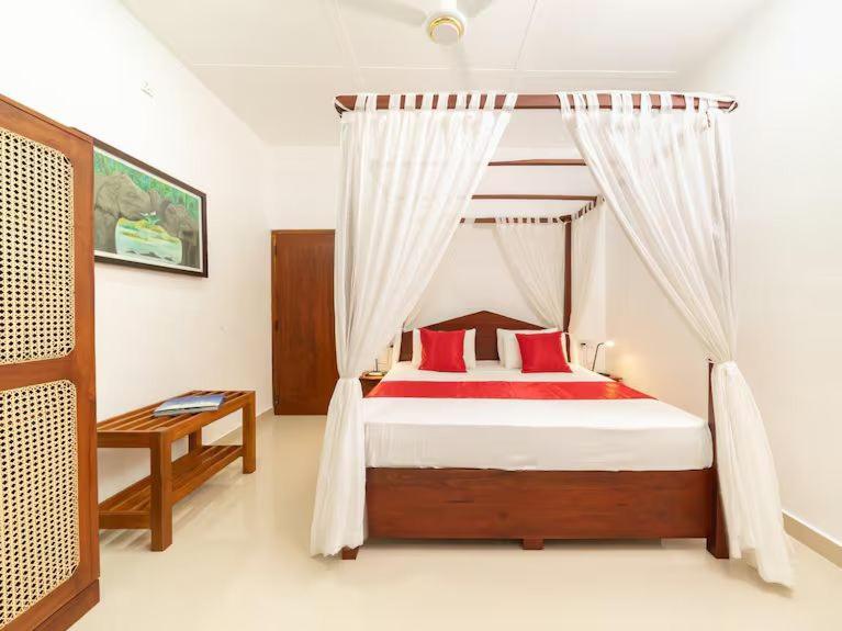 Araliya Villa Moragalla Ngoại thất bức ảnh